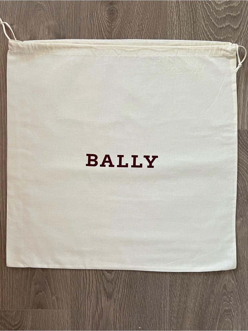 Bally dust bag (C568)